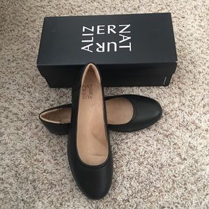 naturalizer flexy black